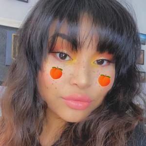 Meet your Posher, Chrisley iona